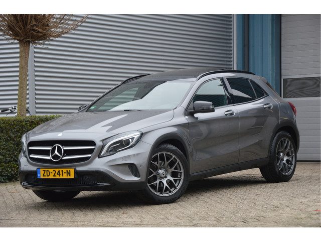 Mercedes-Benz GLA 200 URBAN | XENON | HARMAN/KARDON | PANORAMADAK | NIGHTPACK | CAMERA | ENZ