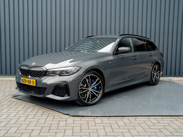BMW 3 Serie touring M340i xDrive | Laser | 360 Camera | Trekhaak | Harman/Kardon | Head Up | Dodehoe