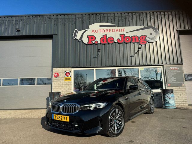 BMW 3 Serie touring 318I M-sport G21 Facelift Widescreen Carplay Leder Trekhaak Nederlands