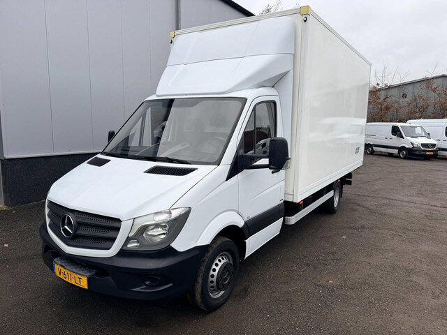 Mercedes-Benz Sprinter 516 2.2 CDI Euro 6 Bakwagen 450x215x230 Trekhaak Meubelbak Koffer 416