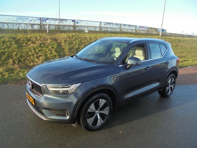 Volvo XC40 Volvo Xc40 1.5 T4 Hybrid airco ecc lmv navigatie Leer camera