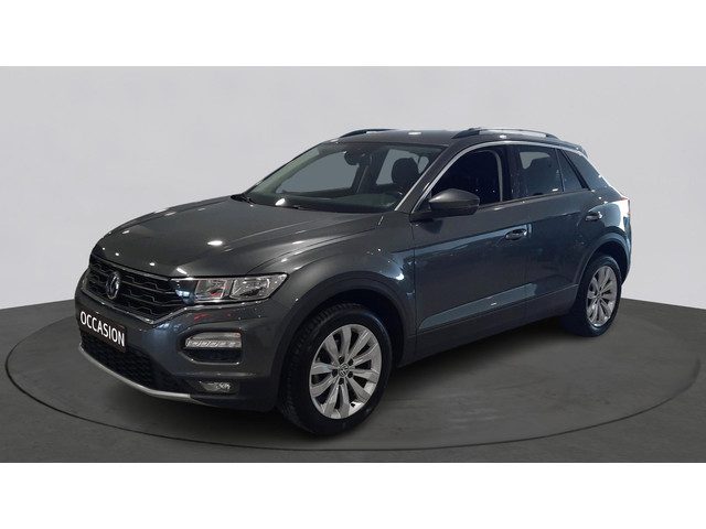 Volkswagen T-Roc 1.0 TSI Style Executive | Navi | Privacy Glass | 17" velgen | Trekhaak |