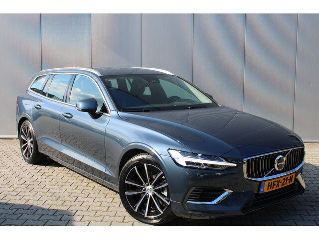 Volvo V60 T6 Plug-in hybrid AWD Essential Bright