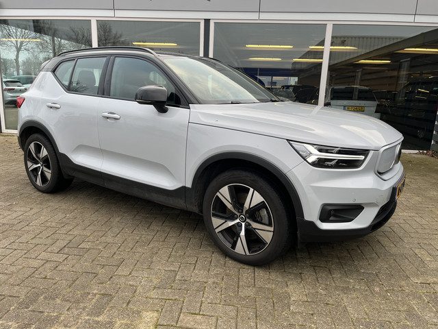 Volvo XC40 Recharge P8 AWD R-Design Trekhaak / Sportstoelen / Led / Lmv / Camera / Stoelverwarming