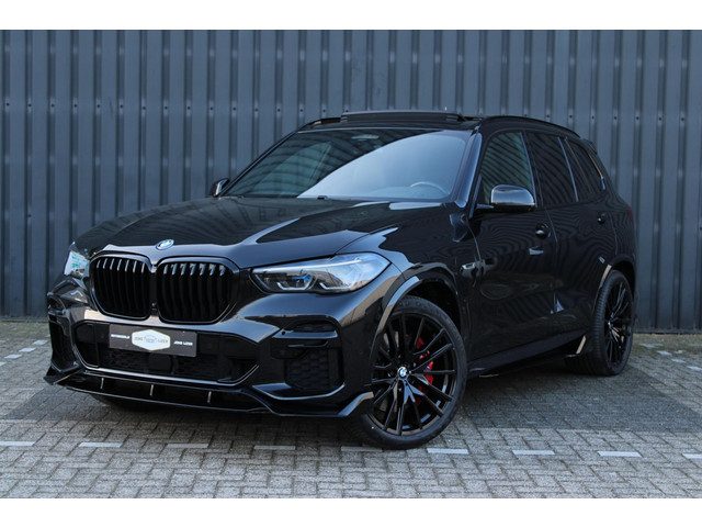 BMW X5 XDrive45e M SPORT PANO SKYLOUNG LASER HUD B&W CRYS