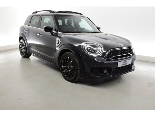 MINI Countryman 2.0 Cooper SE ALL4-PANORAMA-LEDER-HARMANKARDON-CAMERA