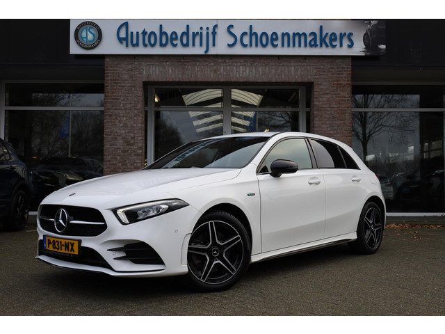 Mercedes-Benz A-Klasse 250 e Premium AMG