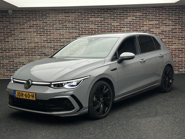 Volkswagen Golf 1.5 eTSI R-Line