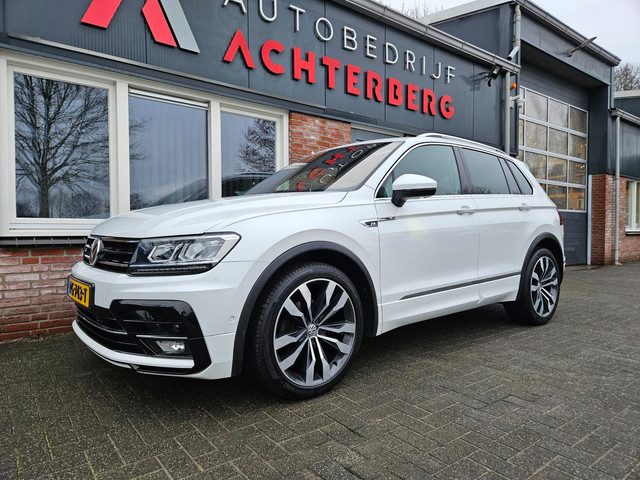 Volkswagen Tiguan 1.4 TSI Comfortline Business R-Design! Panorama/Schuifdak! Mooie Auto! Camera! Car