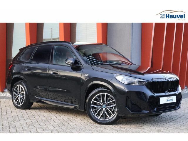 BMW X1 xDrive25e | M-sport | Stoelverwarming | Trekhaak | HUD | Driving Ass. Prof. | 360° Camera