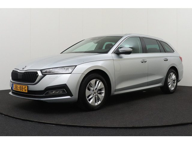 Škoda Octavia Combi Aut. 111PK Style-Sport