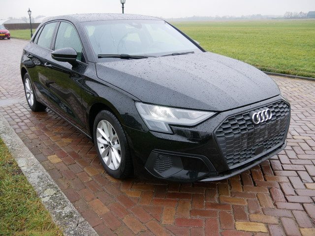 Audi A3 Sportback 35 TDI Business AUT NAVI ** 12999 NETTO ** 150 PK