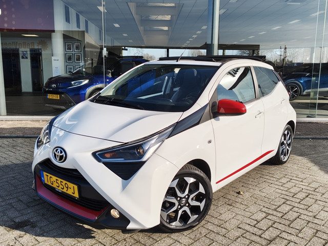Toyota Aygo 1.0 VVT-i x-first Cabrio | El. Schuifdak | Android Auto | DAB |