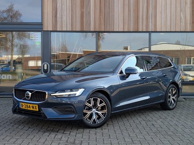 Volvo V60 2.0 B3 Core | Led | Stoel/Stuur Verwarming | Face Lift Model