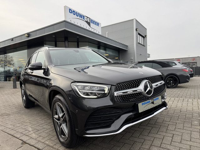 Mercedes-Benz GLC 300e 4MATIC Business Solution AMG