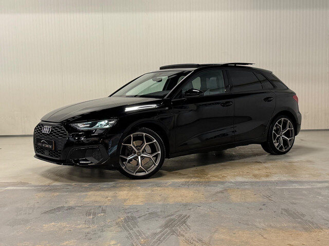 Audi A3 Sportback 40 TFSI e Edition | PANO | S-LINE | KUIPSTOELEN | PLUG IN HYBRIDE