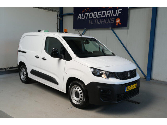 Peugeot Partner 1.5 BlueHDI Premium Automaat - N.A.P. Airco, Cruise.
