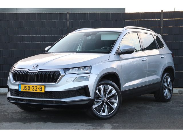 Škoda Karoq 1.5 TSI ACT Business Edition | Adap. Cruise | Stoel-/Stuurverwarming | Carplay | Climate