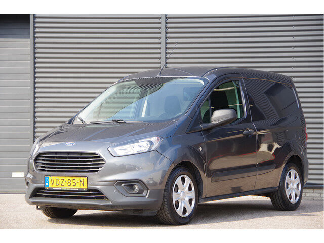 Ford Transit Courier 1.5 TDCI Trend TREKHAAK, CRUISE, AIRCO, NAVI, NL AUTO, NAP