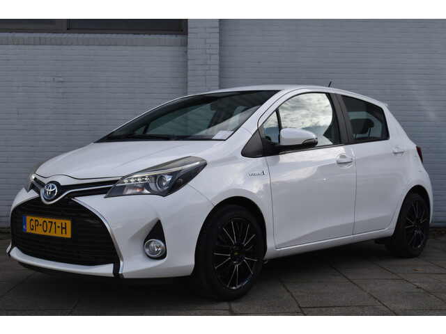 Toyota Yaris 1.5 Hybrid Dynamic Automaat 100Pk