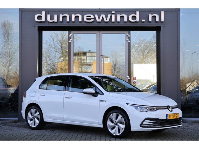 Volkswagen Golf 1.5 TSI STYLE *IQ Light*Memory*Sfeer*Carplay*BTW