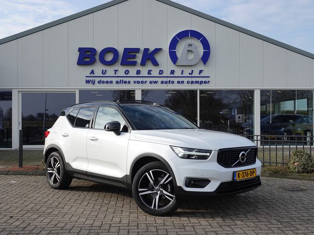 Volvo XC40 1.5 T2 R-Design
