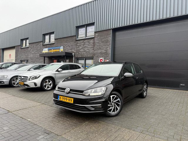 Volkswagen Golf 1.0 TSI Trendline