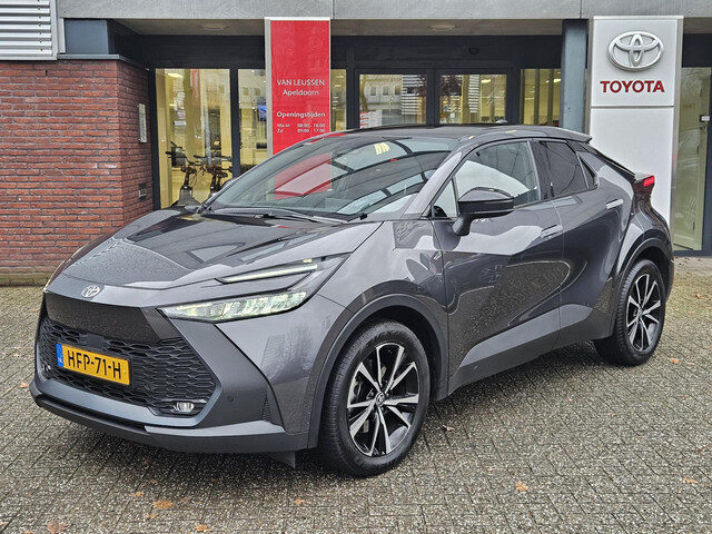 Toyota C-HR 2.0 Plug-in Hybrid 220 DYNAMIC