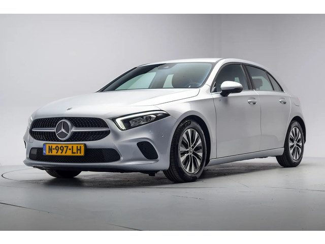 Mercedes-Benz A-Klasse 180 Business Solution Aut. [ Widescreen Navi Stoelverwarming ]