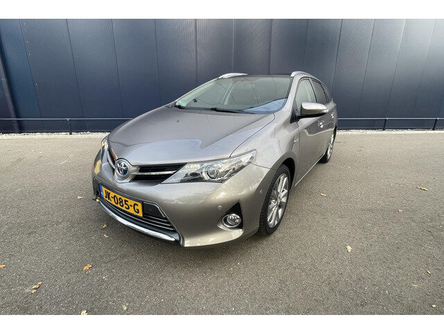 Toyota Auris Touring Sports 1.8 Hybrid Executive