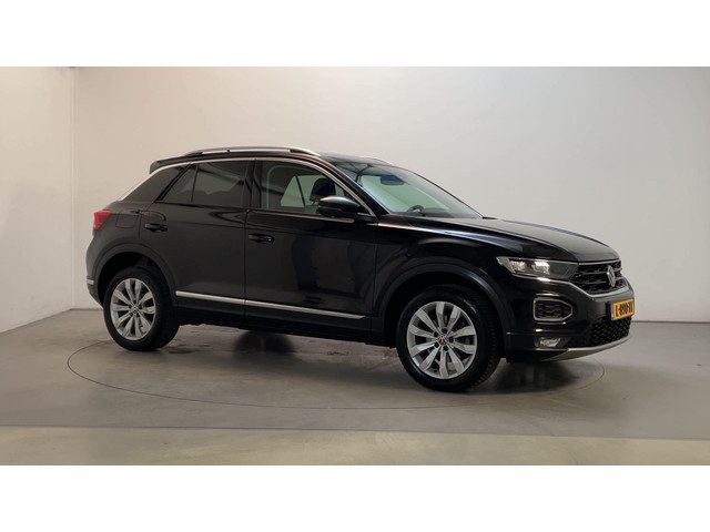 Volkswagen T-Roc 1.5 TSI 150pk DSG Sport Virtual Cockpit Navigatie DAB+ Parkeersensoren