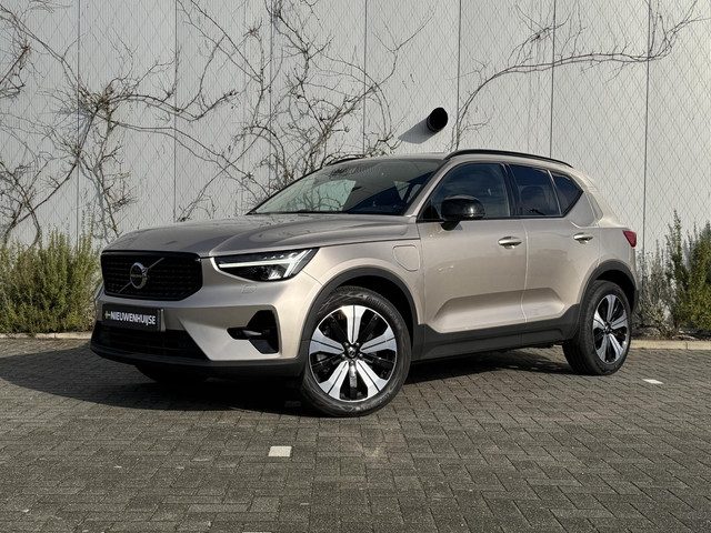 Volvo XC40 Plug-in Hybrid T5 Plus Dark