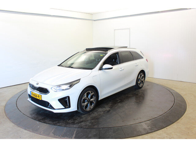 Kia Ceed 1.6 GDI PHEV Executive 166PK