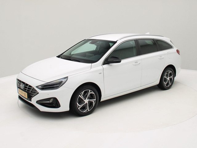 Hyundai i30 Wagon 1.5 T-GDi MHEV Premium Aut. / Leder / Camera / Navi / Origineel NL