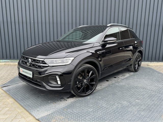 Volkswagen T-Roc 1.5 TSI R-Line Business | Black Style | Trekhaak afnb. | 19'' | IQ Light | Side Ass