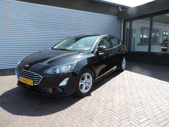 Ford Focus 1.0 EcoBoost Hybrid Trend Edition Business