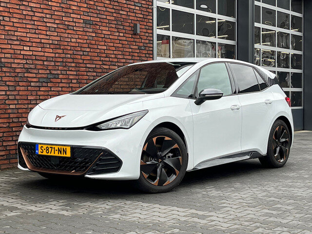Cupra Born 62 kWh Adrenaline one Adapt.Cruise/AchteruitrijCam./LED/DAB/PDC/KeylessStart&Go/Clima/Air
