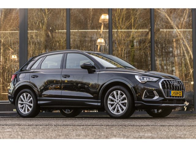 Audi Q3 35 TFSI edition one