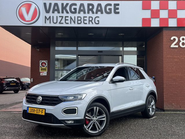Volkswagen T-Roc 2.0 TSI 4Motion Sport Business R // FULL LED // NAVI + CARPLAY // ADAPTIVE CRUISE /