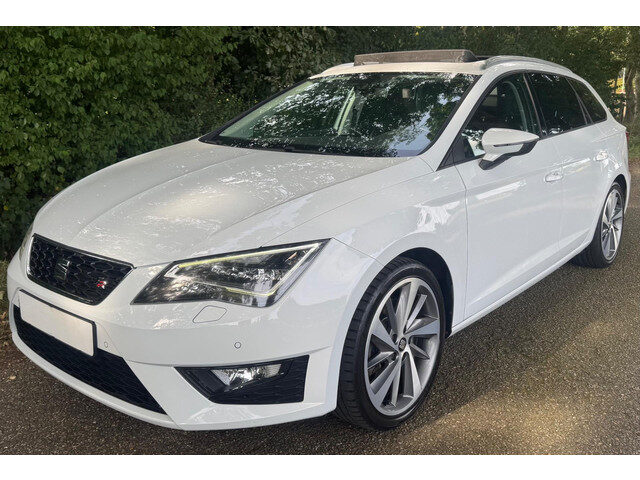 Seat Leon ST 1.8 TSI FR 179PK PANO CLIMA CRUISE CARPLAY