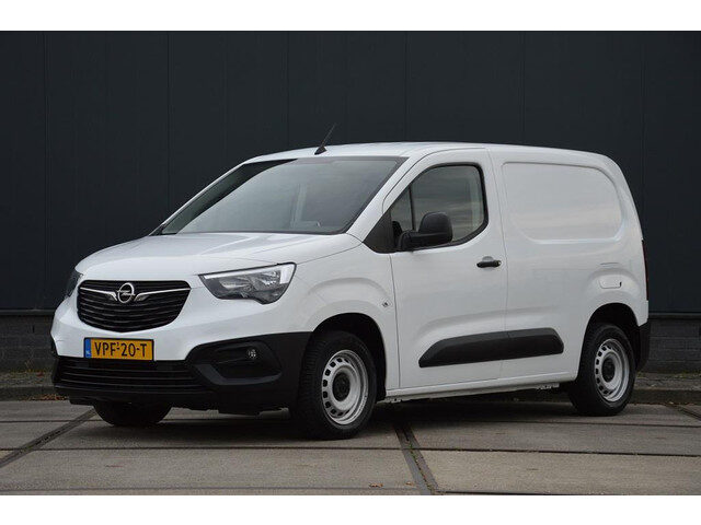 Opel Combo 1.5D L1H1 Edition 102 PK Euro 6 Airco Navi Schuifdeur