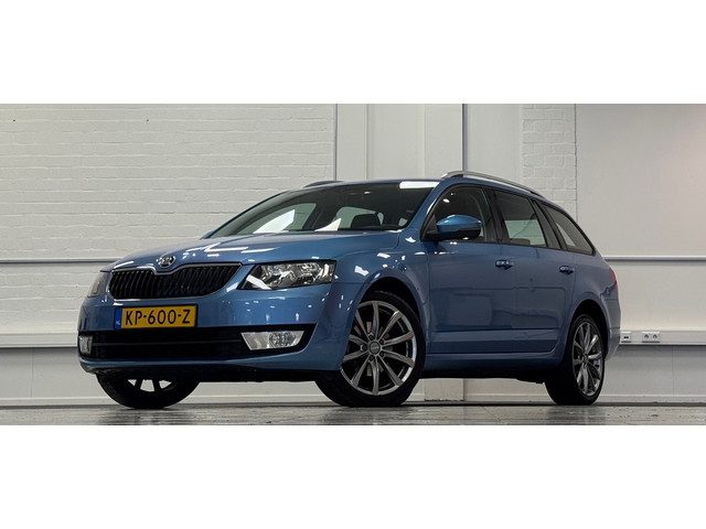 Škoda Octavia Combi 1.0 TSI Greentech Ambition Business 18"LM Trekhaak Navi NL Mooi!