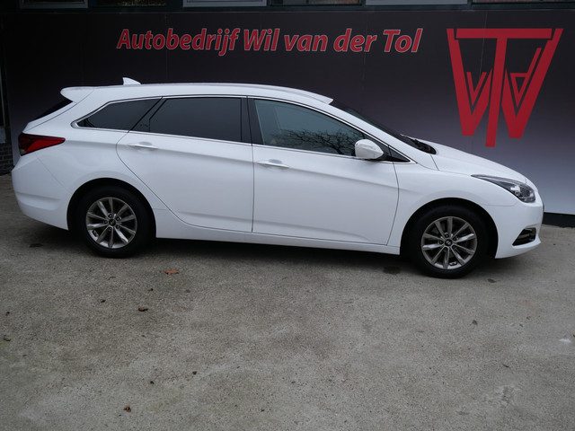 Hyundai i40 Wagon 1.6 GDI FINAL EDITION | CARPLAY | CAMERA | CRUISE | ALL-SEASON | 1e EIGENAAR!!