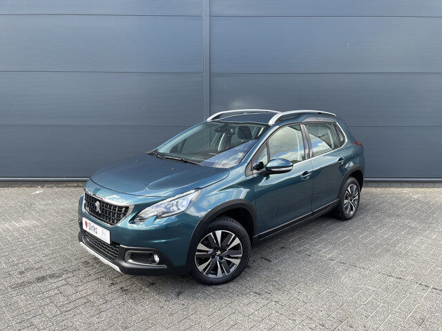 Peugeot 2008 130pk Allure (Navigatie - Automatische Airco - Apple Carplay - Parkeersensoren - Lichtm