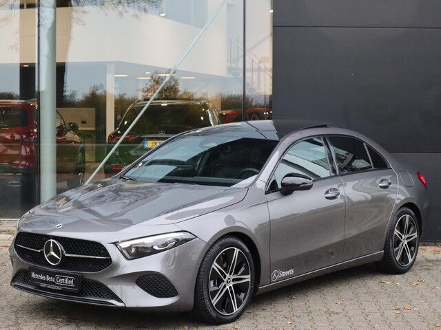 Mercedes-Benz A-Klasse 180 Star Edition Luxury Line
