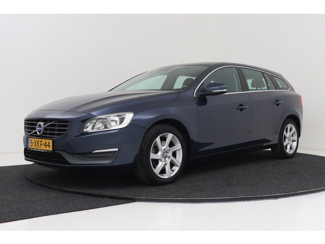 Volvo V60 1.6 T3 Momentum | Recent Dealer Ond. | Org NL | Navigatie | 102.000 KM!! |
