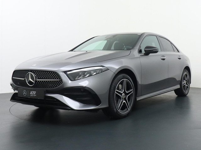 Mercedes-Benz A-Klasse 250 e Star Edition AMG Line