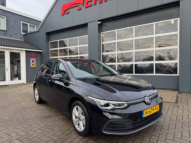 Volkswagen Golf 1.0 eTSI Life Business / Sportzetels / ACC / Ambient / Zeer kompleet ! .