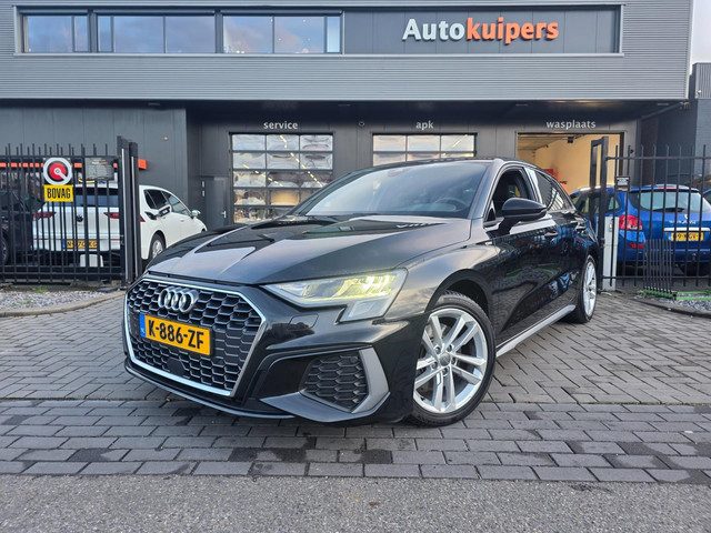 Audi A3 Sportback 35 TFSI Business edition | Met o.a. elektrische achterklep, AppleCarPlay/AndroidAu