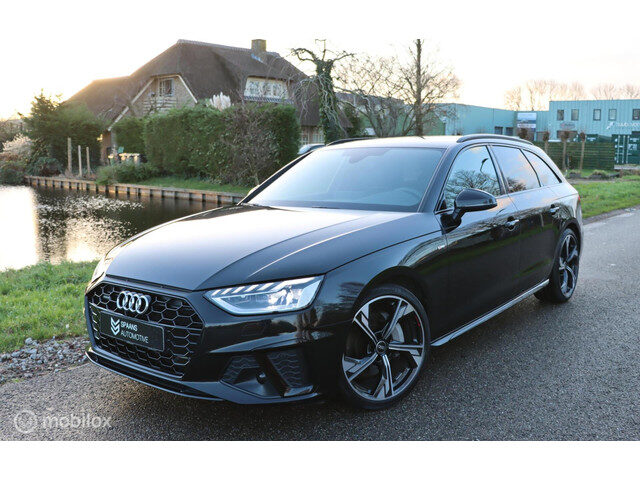 Audi A4 Avant 40 TFSI Quattro / S-line / B&O / Trekh / Navi